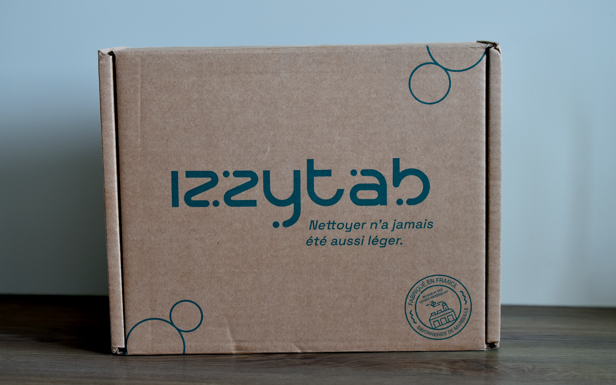 CARTON01 Lenryk Izzytab