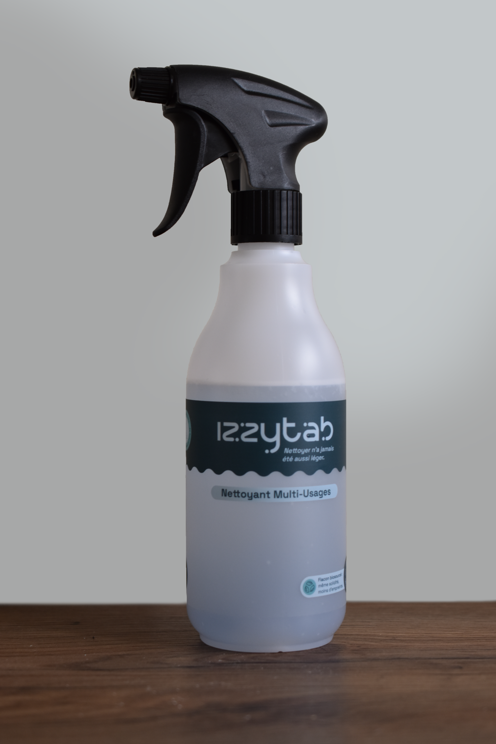SPRAY09 Lenryk Izzytab scaled